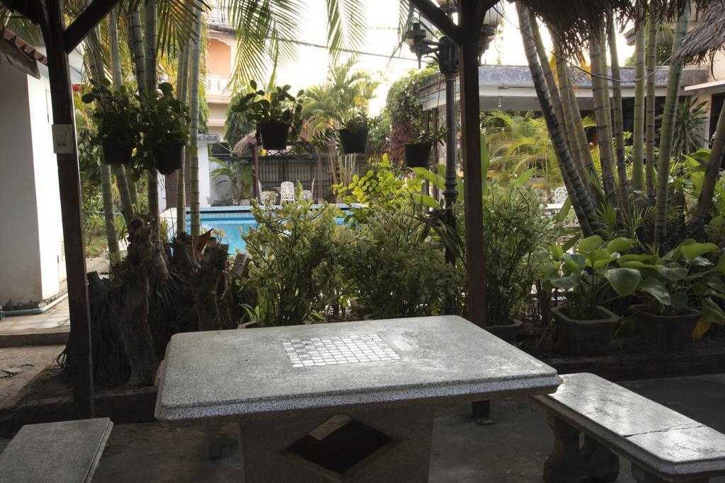 Villa Sisavad Guesthouse Vientiane Dış mekan fotoğraf