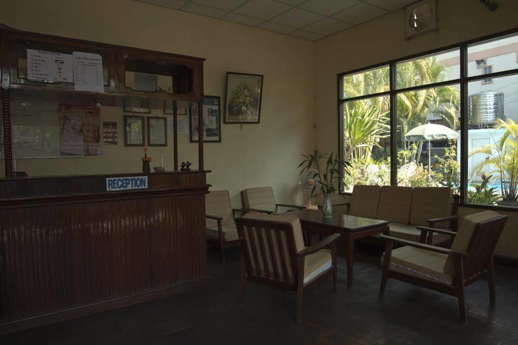 Villa Sisavad Guesthouse Vientiane Dış mekan fotoğraf
