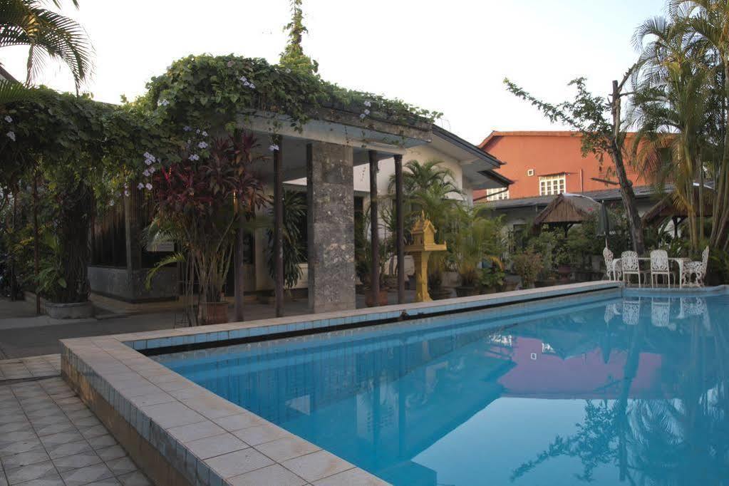Villa Sisavad Guesthouse Vientiane Dış mekan fotoğraf